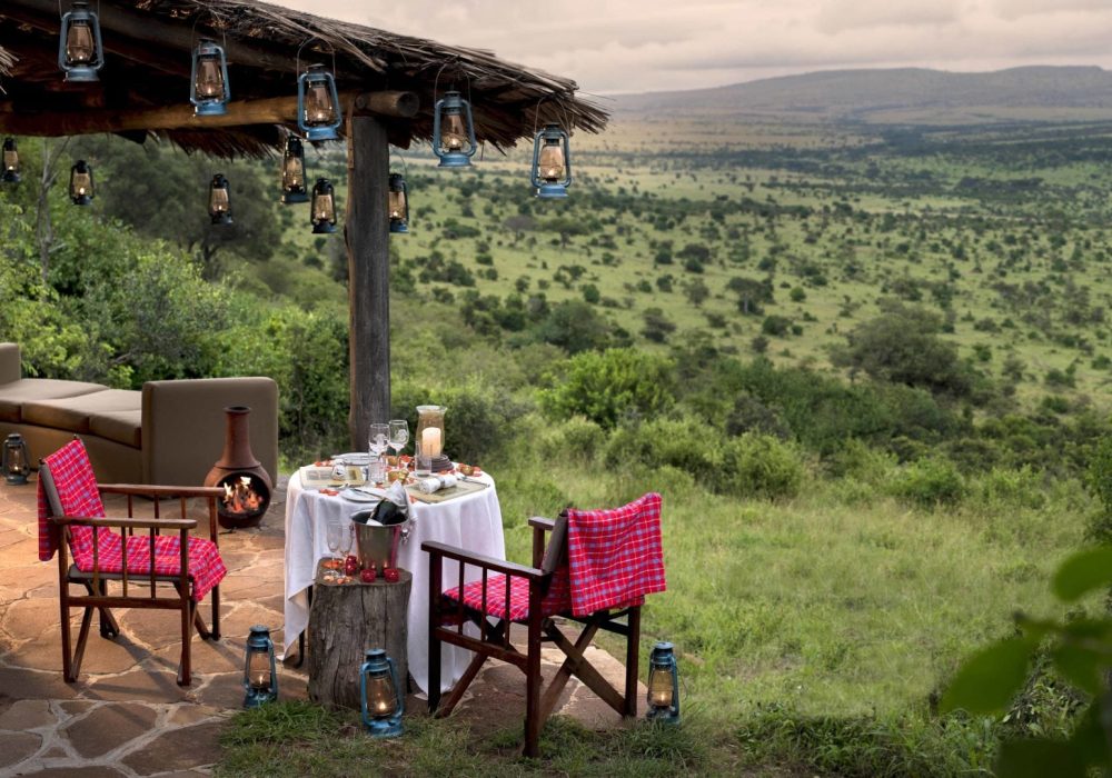 Kleins-camp-serengeti-romantic-dinner